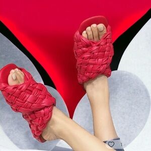 Red Braided Criss Cross Flat Square Toe Sandals Size 8/39